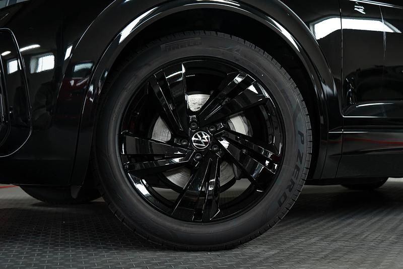 Neu VW Touareg Edition 286 PS (210 kW) 2026 Schwarz SUV
