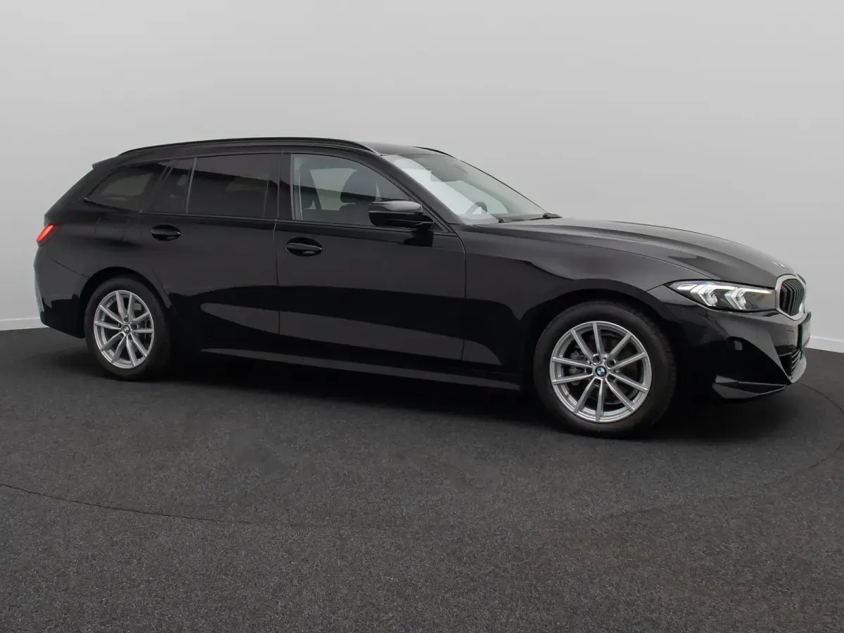 Gebraucht BMW 318 Sport Line 156 PS (114 kW) 2024 Schwarz ii  668 Kombi