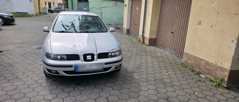 Gebraucht Seat Toledo 125 PS (91 kW) 2001 Silber Limousine
