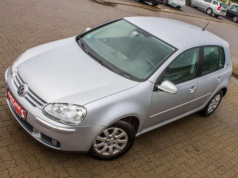 Silber Gebraucht 2007 VW Golf V Comfortline Limousine | 4.999 € (Etwas zu teuer) - Bild 1/4