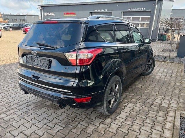 Gebraucht Ford Kuga ST-Line 179 PS (131 kW) 2019 Schwarz SUV