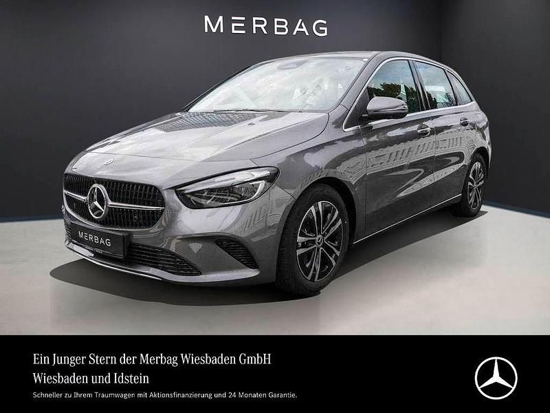 Mountain grau Gebraucht 2024 Mercedes B180 Advanced Van / Kleinbus | 28.770 € (Guter Preis) - Bild 1/4