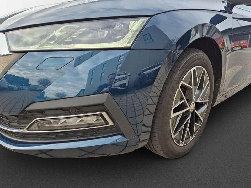 Second-hand Skoda Octavia Style 150 CP (110 kW) 2022 Albastru Break