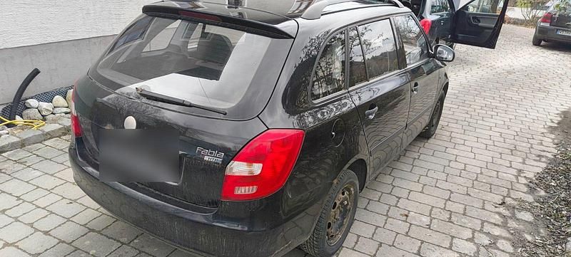 Gebraucht Skoda Fabia 60 PS (44 kW) 2009 Schwarz Kombi