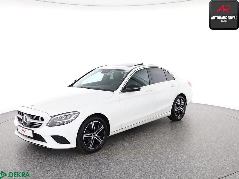 Gebraucht Mercedes C180 Avantgarde 156 PS (114 kW) 2020 Weiß Limousine
