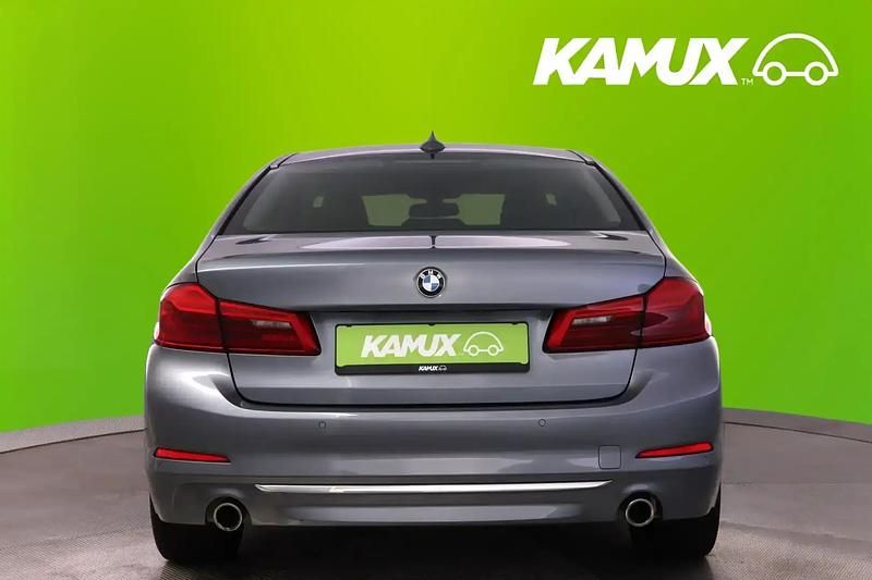 Gebraucht BMW 520 Luxury Line 184 PS (135 kW) 2020 Silber / grau Limousine
