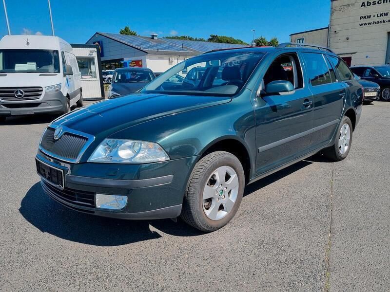 Grün Gebraucht 2006 Skoda Octavia Kombi | 3.490 € (Fairer Preis) - Bild 1/4