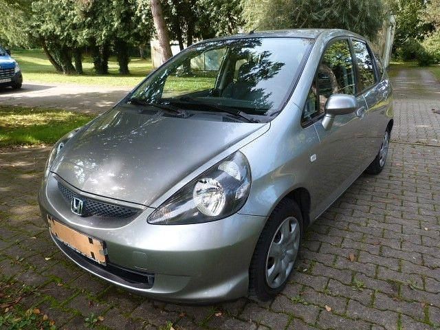 Gebraucht Honda Jazz 77 PS (56 kW) 2006 Grau Kleinwagen