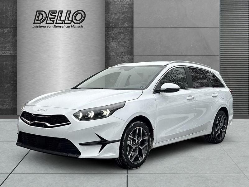 (wd) casa white s Neu 2025 Kia Ceed Sportswagon Style Kombi | 28.889 € (Teuer) - Bild 1/4