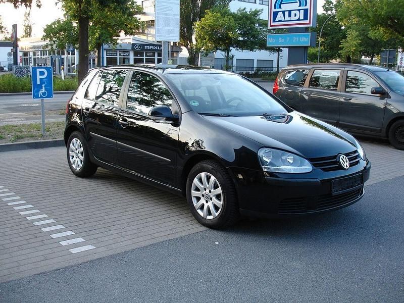 Schwarz Gebraucht 2004 VW Golf IV Limousine | 6.500 € - Bild 1/4