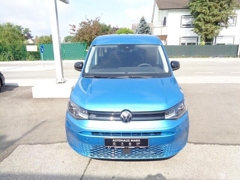 Gebraucht VW Caddy Maxi Life 102 PS (75 kW) 2023 Blau Van / Kleinbus