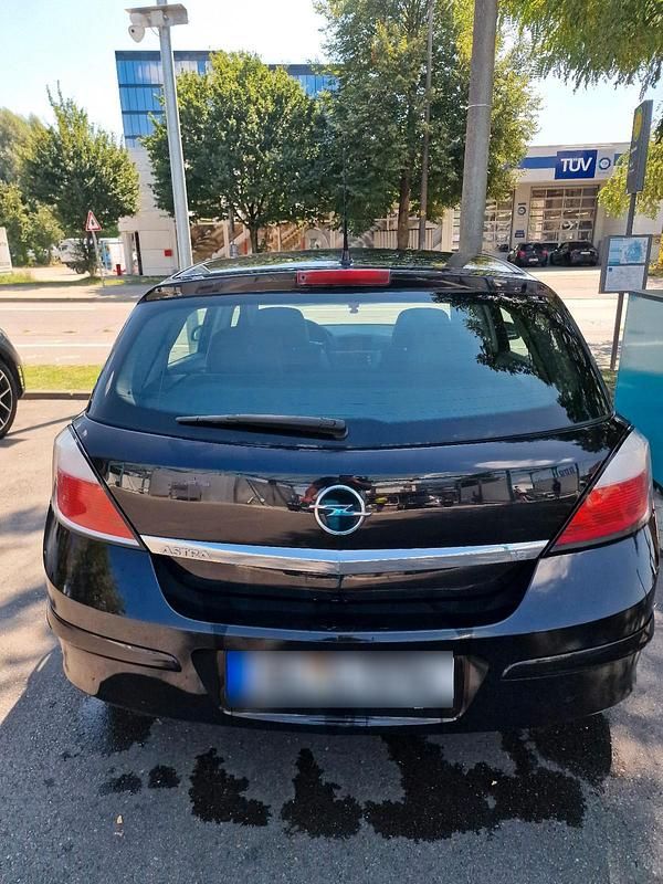 Gebraucht Opel Astra 125 PS (91 kW) 2005 Schwarz Limousine
