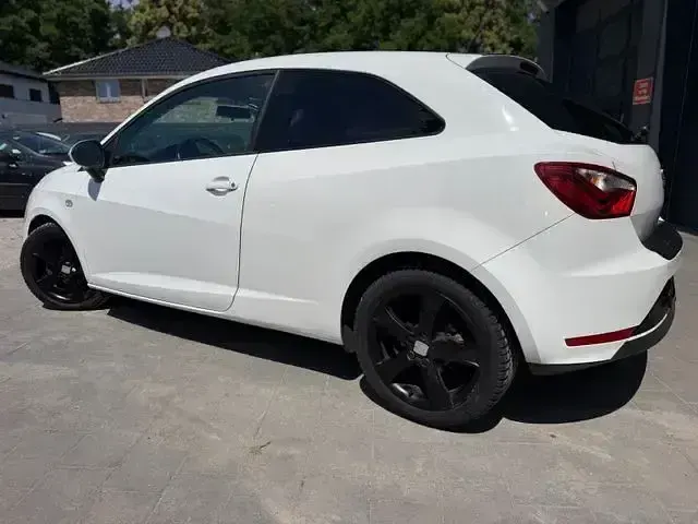 Gebraucht Seat Ibiza SC Style 90 PS (66 kW) 2012 Weiss Kleinwagen