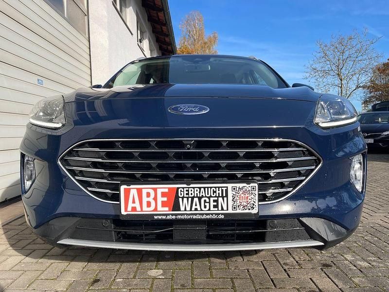 Gebraucht Ford Kuga Titanium 120 PS (88 kW) 2022 Blazer blue SUV