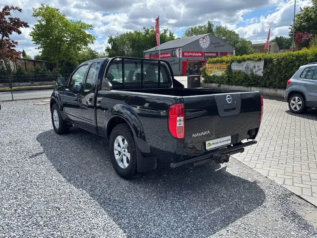 Gebraucht Nissan Navara XE 190 PS (139 kW) 2015 Schwarz Pickup