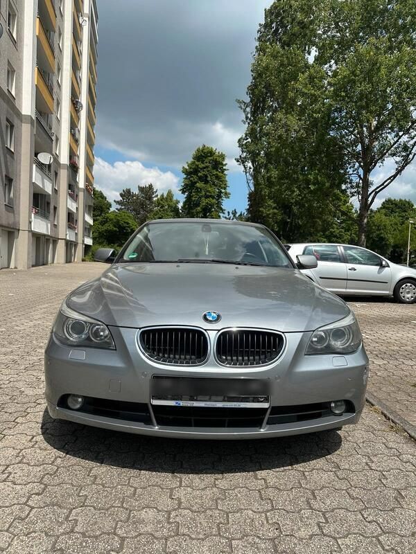 Silber Gebraucht 2005 BMW 530 Limousine | 4.800 € (Etwas zu teuer) - Bild 1/4