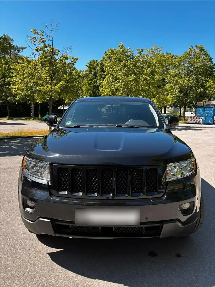 Gebraucht Jeep Grand Cherokee 285 PS (209 kW) 2011 Schwarz SUV