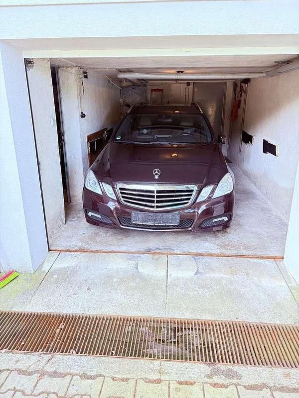 Gebraucht Mercedes E350 AMG line 231 PS (169 kW) 2010 Braun Kombi