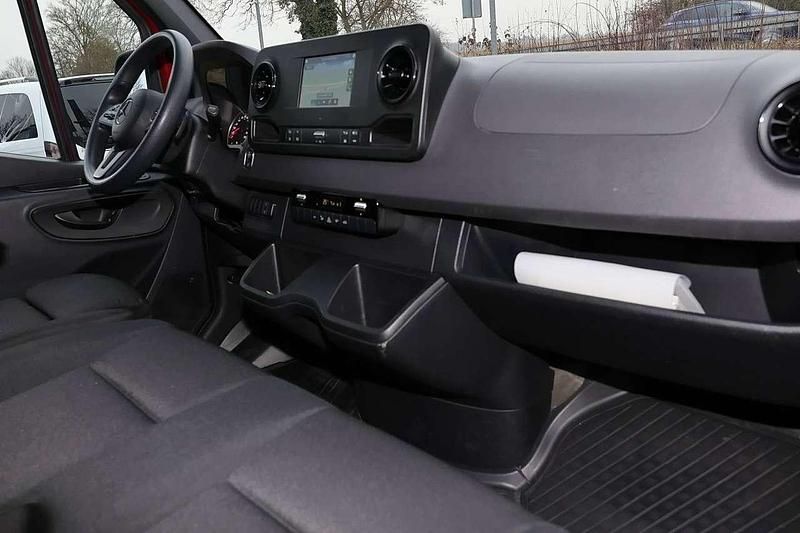 Gebraucht Mercedes Sprinter 170 PS (125 kW) 2022 Jupiterrot Van