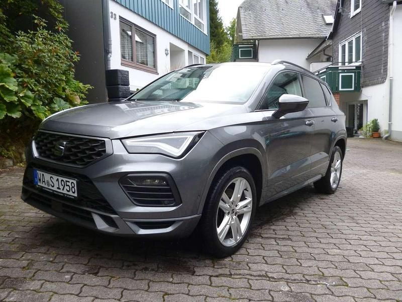 Grau Gebraucht 2022 Seat Ateca FR SUV | 26.500 € (Guter Preis) - Bild 1/4