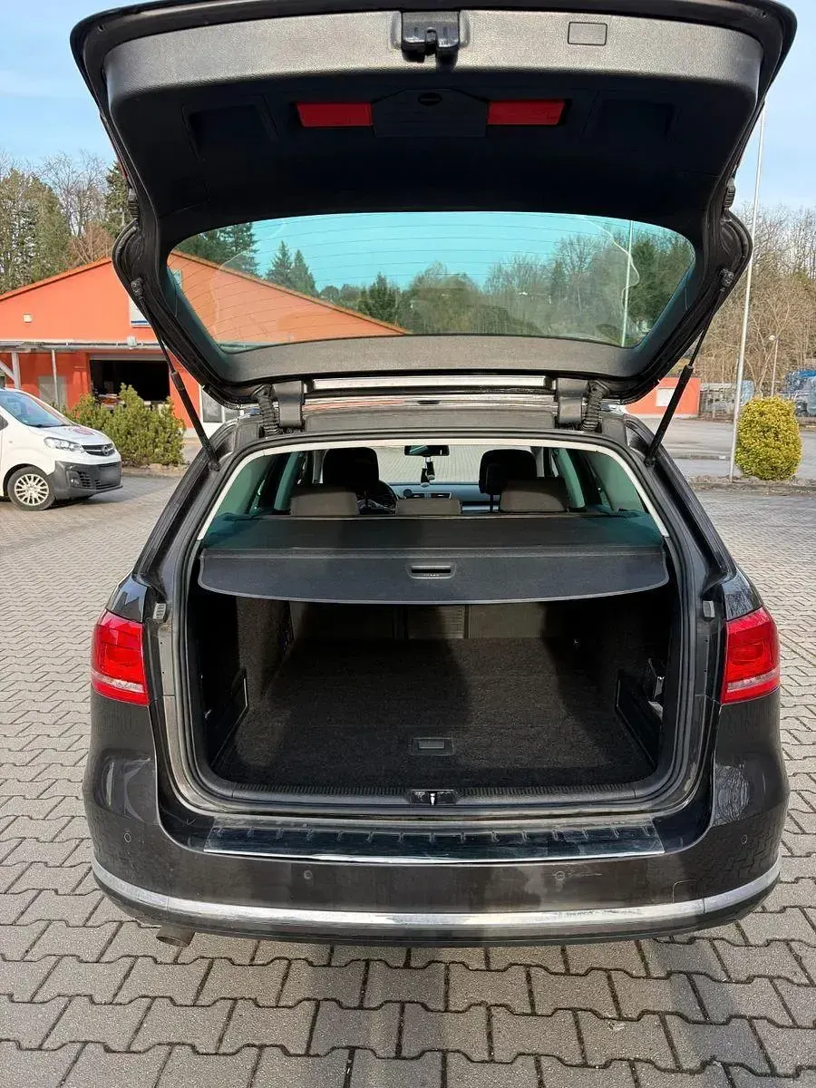 Gebraucht VW Passat Comfortline 105 PS (77 kW) 2011 Kombi
