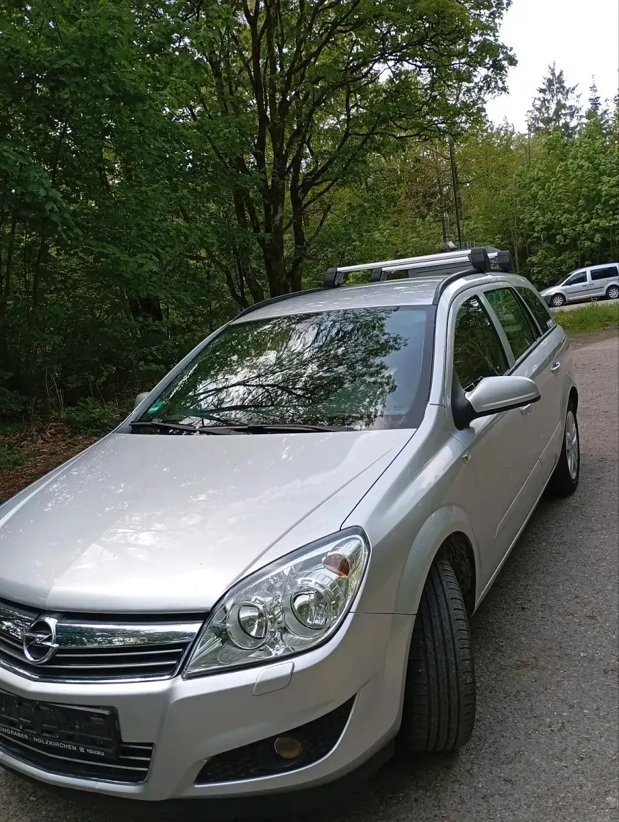Occasion Opel Astra 116 ch (85 kW) 2008 Argent Berline