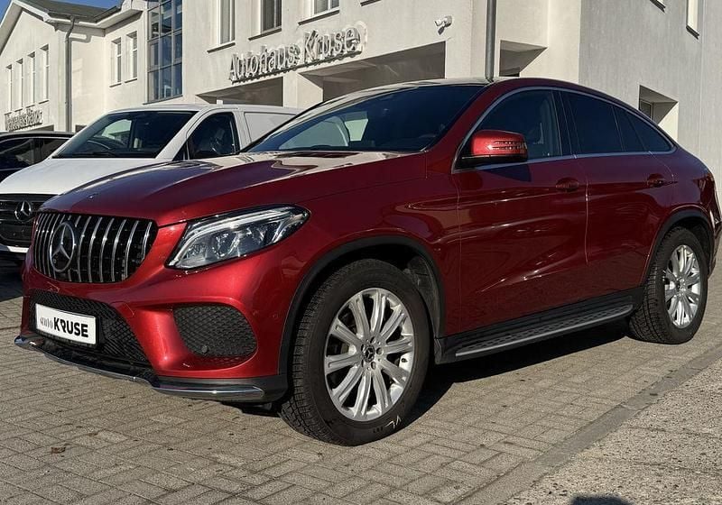 Hyacinthrot metalliclack Gebraucht 2019 Mercedes GLE350 AMG SUV | 44.500 € (Guter Preis) - Bild 1/4