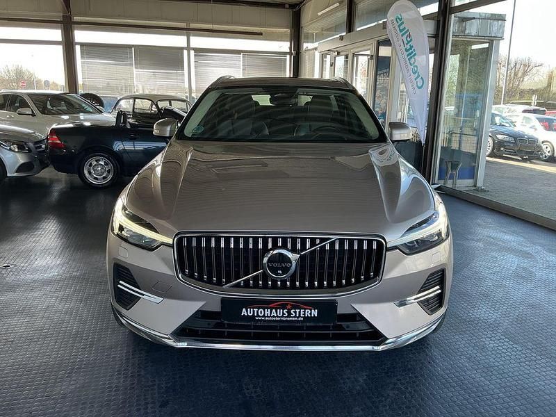 Gebraucht Volvo XC60 Ultimate 235 PS (172 kW) 2022 Grau SUV