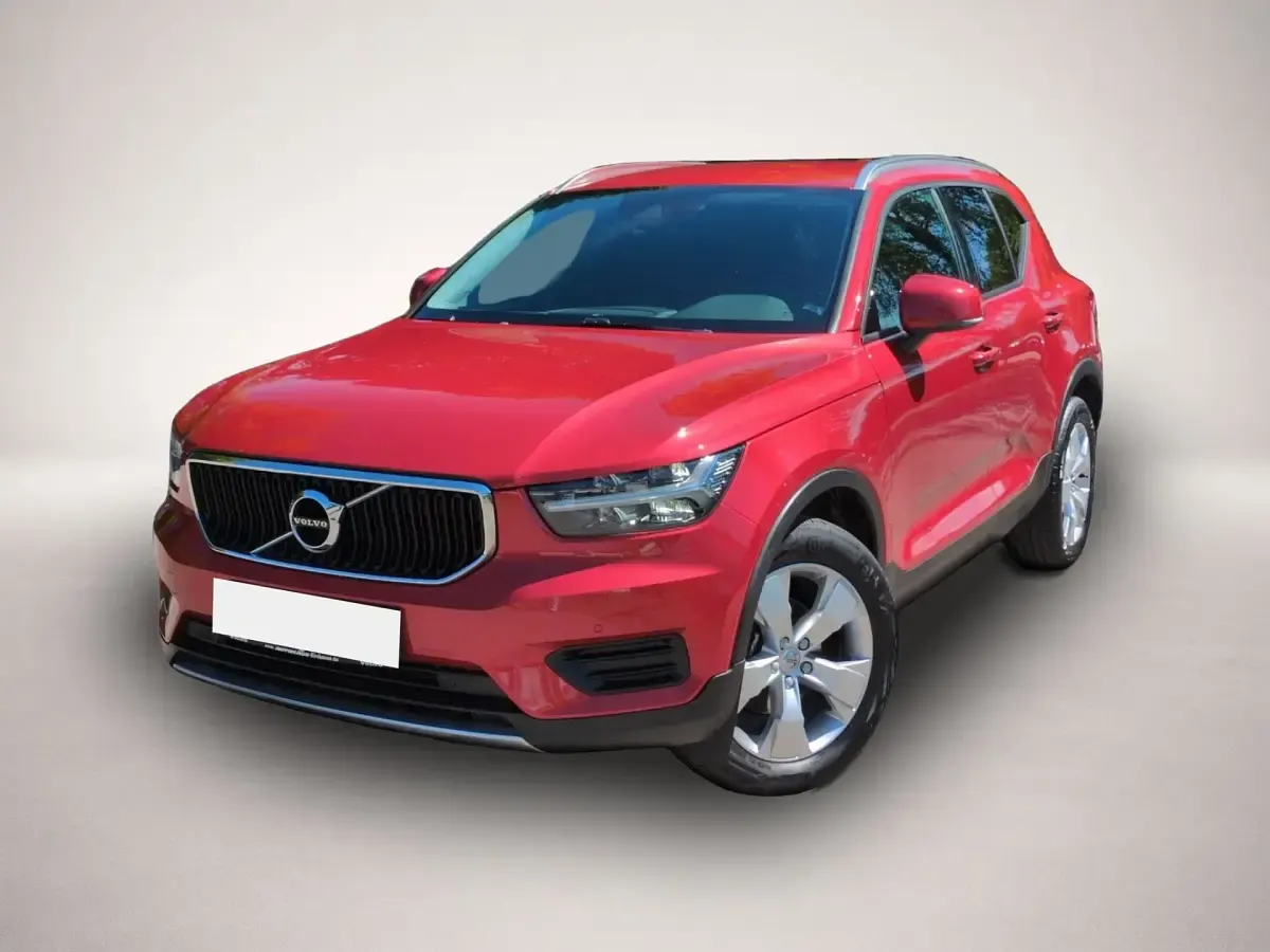 Gebraucht Volvo XC40 Momentum 129 PS (94 kW) 2022 SUV