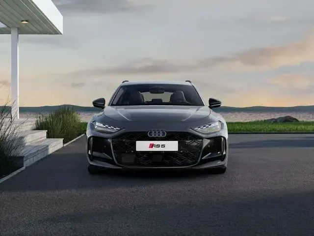 Neu Audi RS5 Sport 639 PS (469 kW) 2026 Grau Kombi