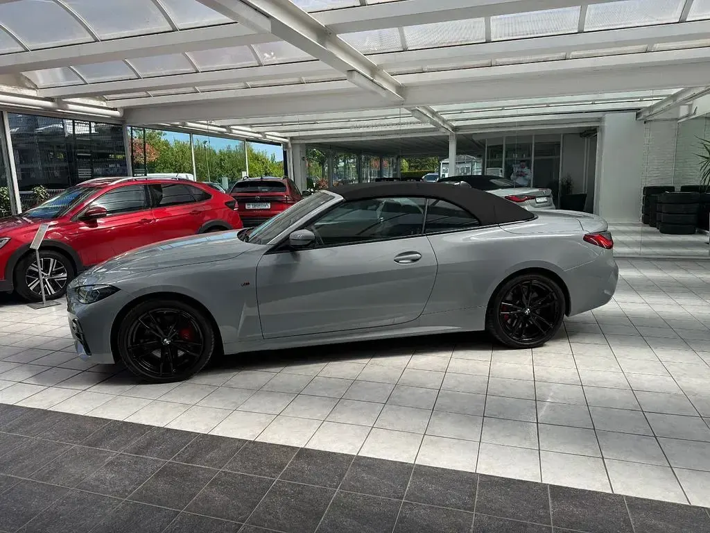 Gebraucht BMW M440 M Sport 374 PS (275 kW) 2023 Grau Cabrio