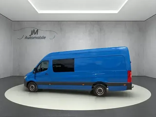 Gebraucht Mercedes Sprinter 190 PS (139 kW) 2020 Blau Van