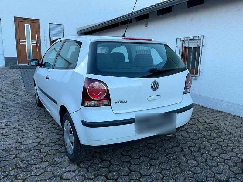 Gebraucht VW Polo 60 PS (44 kW) 2007 Weiß Kleinwagen