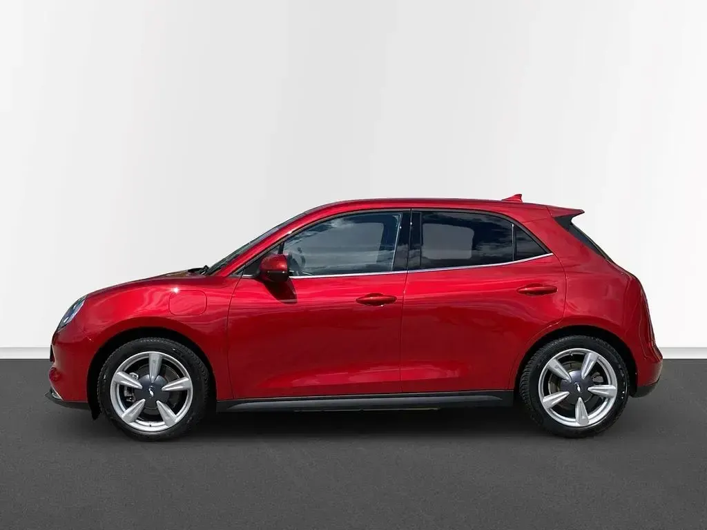 Usata Ora 03 125 kW (171 CV) 2023 Rosso Utilitaria