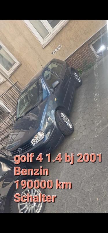 Grau Gebraucht 2001 VW Golf IV Kleinwagen | 1.700 € (Fairer Preis) - Bild 1/4