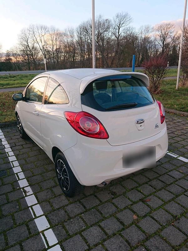 Second-hand Ford Ka 69 CP (50 kW) 2016 Alb Hatchback