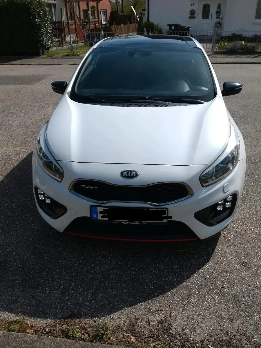 Gebraucht Kia Ceed GT GT 204 PS (150 kW) 2013 Weiß Kombi