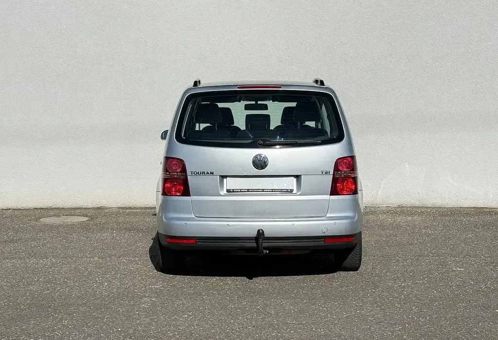 Gebraucht VW Touran Trendline 140 PS (102 kW) 2007 Silber Van / Kleinbus