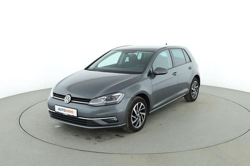 Gebraucht VW Golf VII Join 116 PS (85 kW) 2019 Grau Limousine