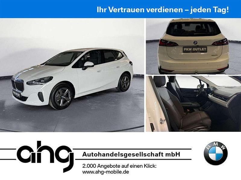 Gebraucht BMW 220 156 PS (114 kW) 2025 Alpinweiß Van / Kleinbus