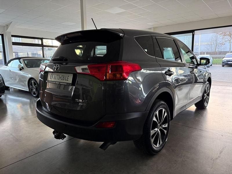 Gebraucht Toyota RAV4 Edition 150 PS (110 kW) 2014 Grau SUV