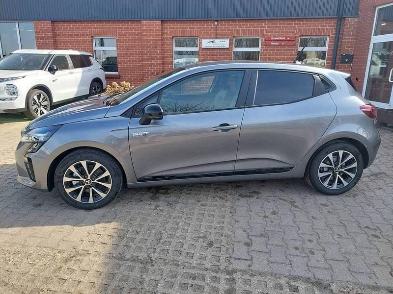 Neu Mitsubishi Colt Plus 94 PS (69 kW) 2026 Grau Kleinwagen