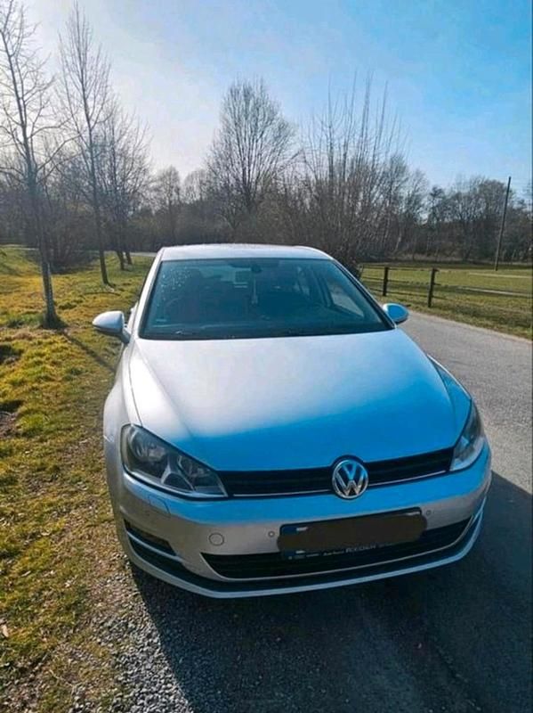 Silber Gebraucht 2014 VW Golf VII Kleinwagen | 5.500 € (Guter Preis) - Bild 1/4