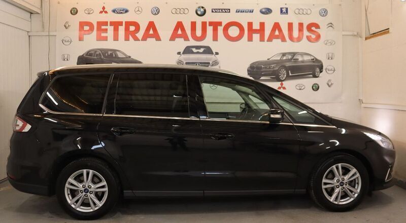 Schwarz Gebraucht 2021 Ford Galaxy Titanium Van / Kleinbus | 18.499 € (Fairer Preis) - Bild 1/4