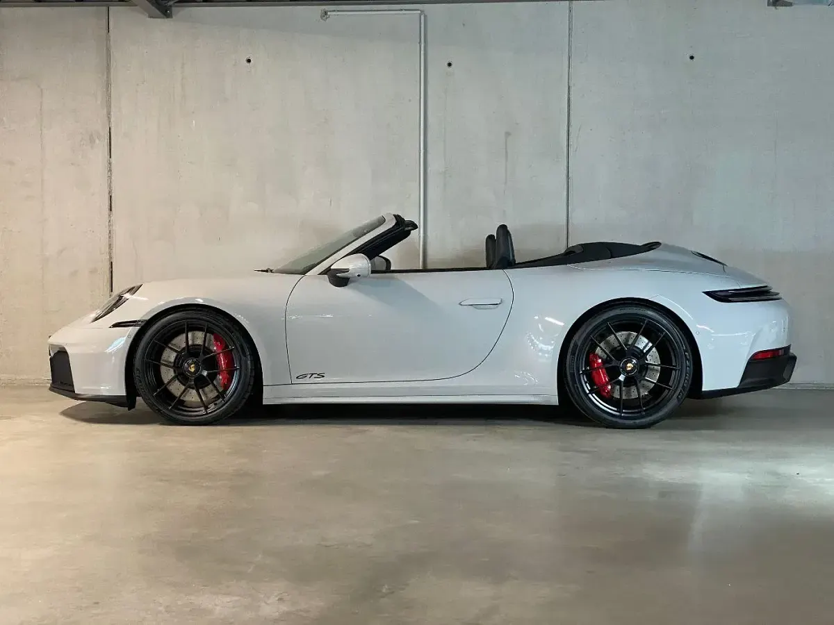 Neu Porsche 911 Carrera GTS 541 PS (397 kW) 2026 Kreide Cabrio