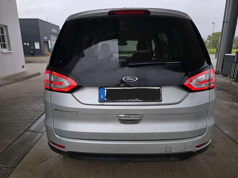 Gebraucht Ford Galaxy Titanium 179 PS (131 kW) 2018 Grau Van / Kleinbus