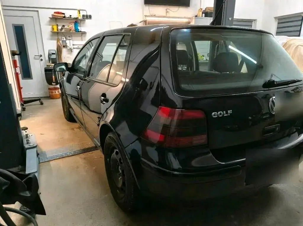 Gebraucht VW Golf IV GT 115 PS (84 kW) 2003 Schwarz Limousine