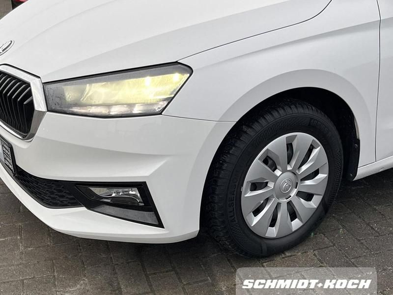 Gebraucht Skoda Fabia Selection 116 PS (85 kW) 2024 Weiß Limousine