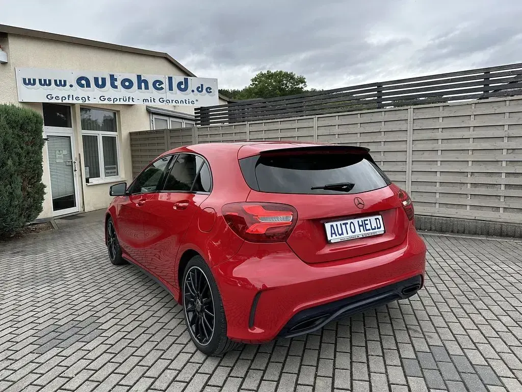 Gebraucht Mercedes A220 AMG 184 PS (135 kW) 2016 Rot Kleinwagen