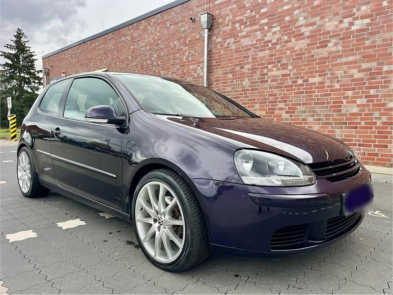 Second-hand VW Golf 116 CP (85 kW) 2005 Albastru Coupe